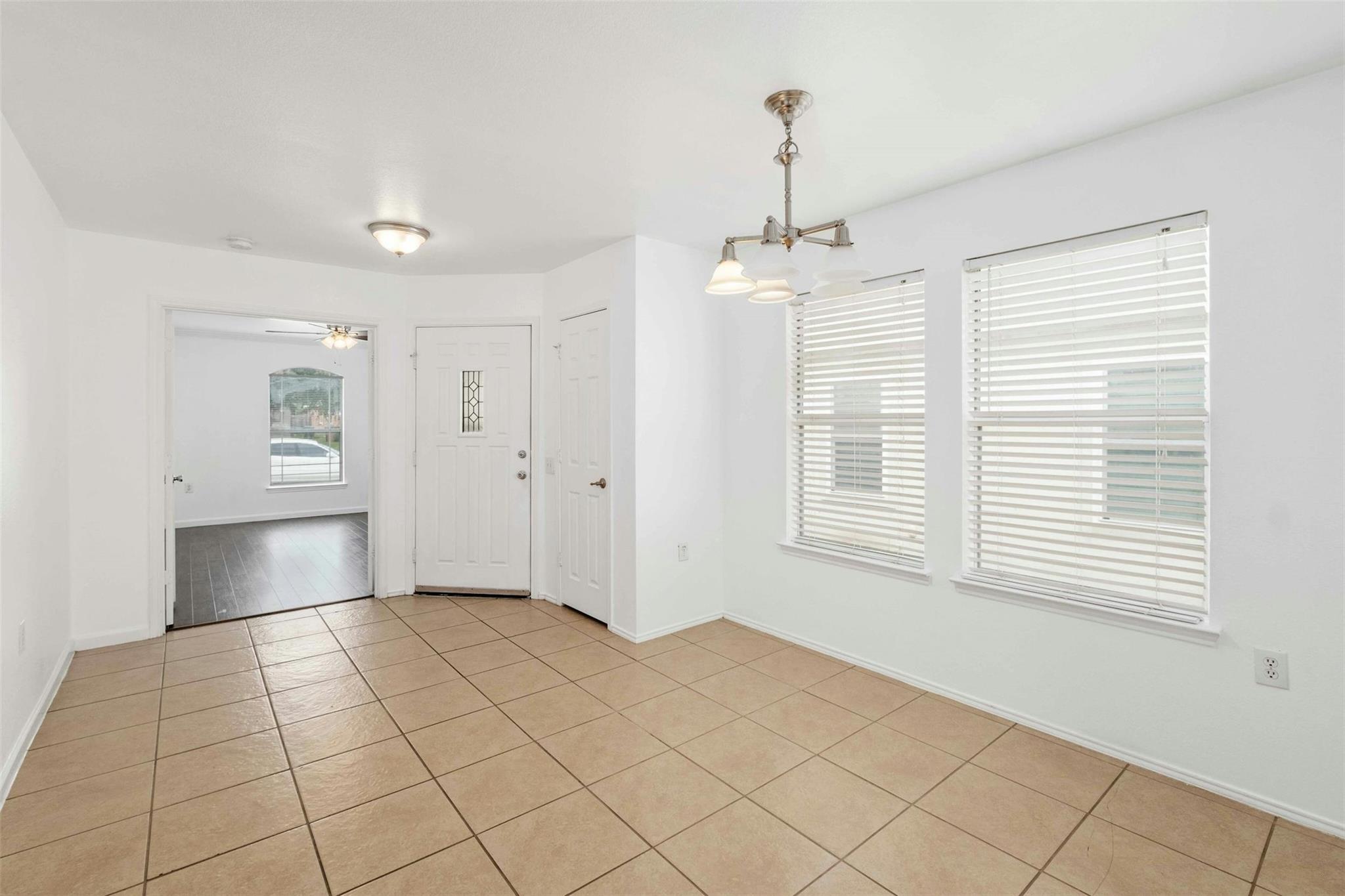 12409 Sky Harbor Dr Property Photo 10