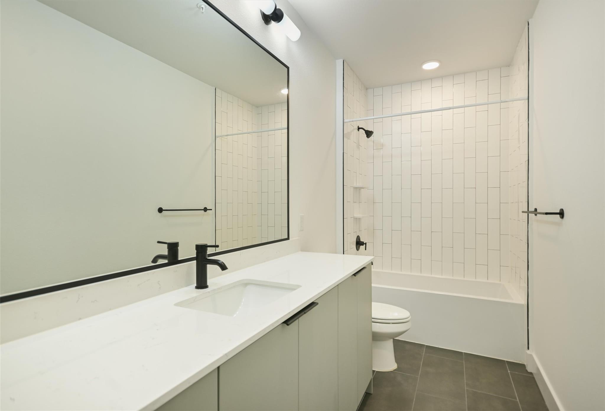 2500 Longview St #318 Property Photo 18