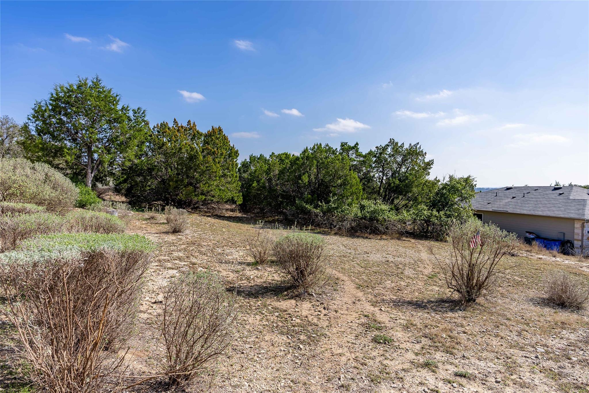 2503 Whittier Cv Property Photo 2