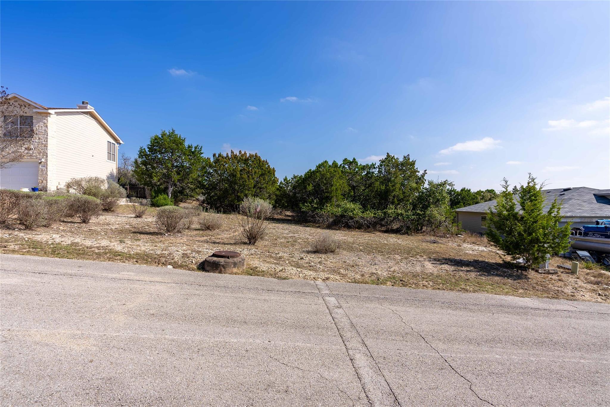 2503 Whittier Cv Property Photo 5