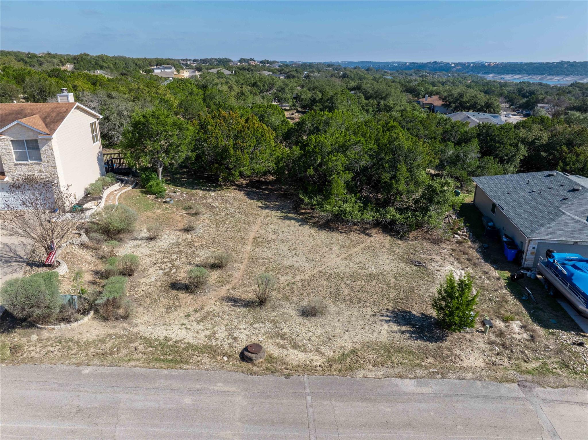2503 Whittier Cv Property Photo 13