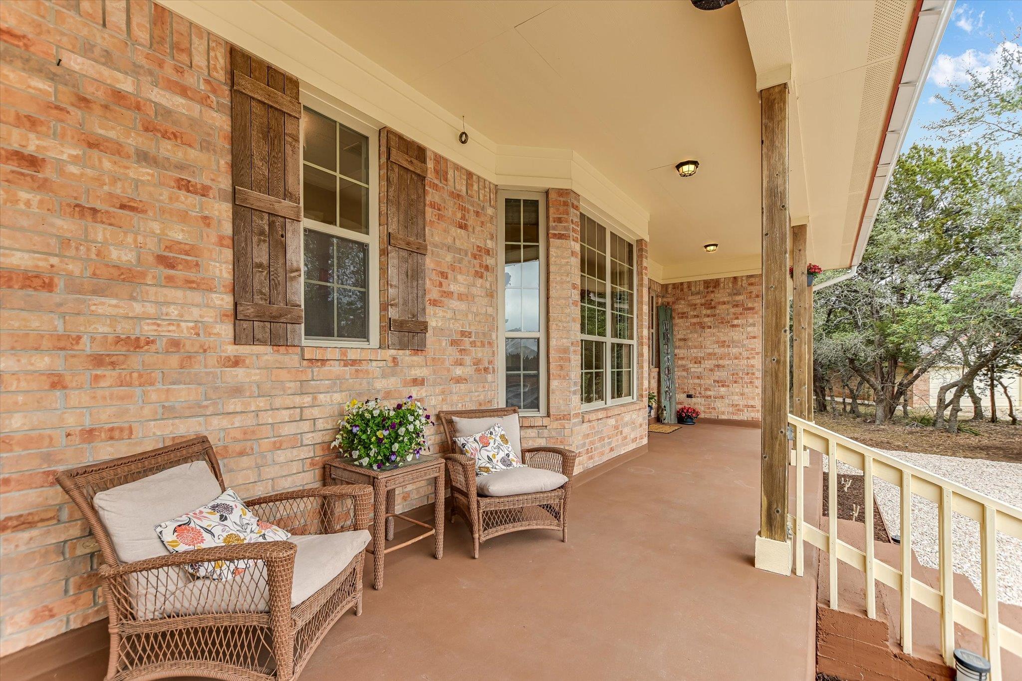 300 Round Rock Rd Property Photo 18