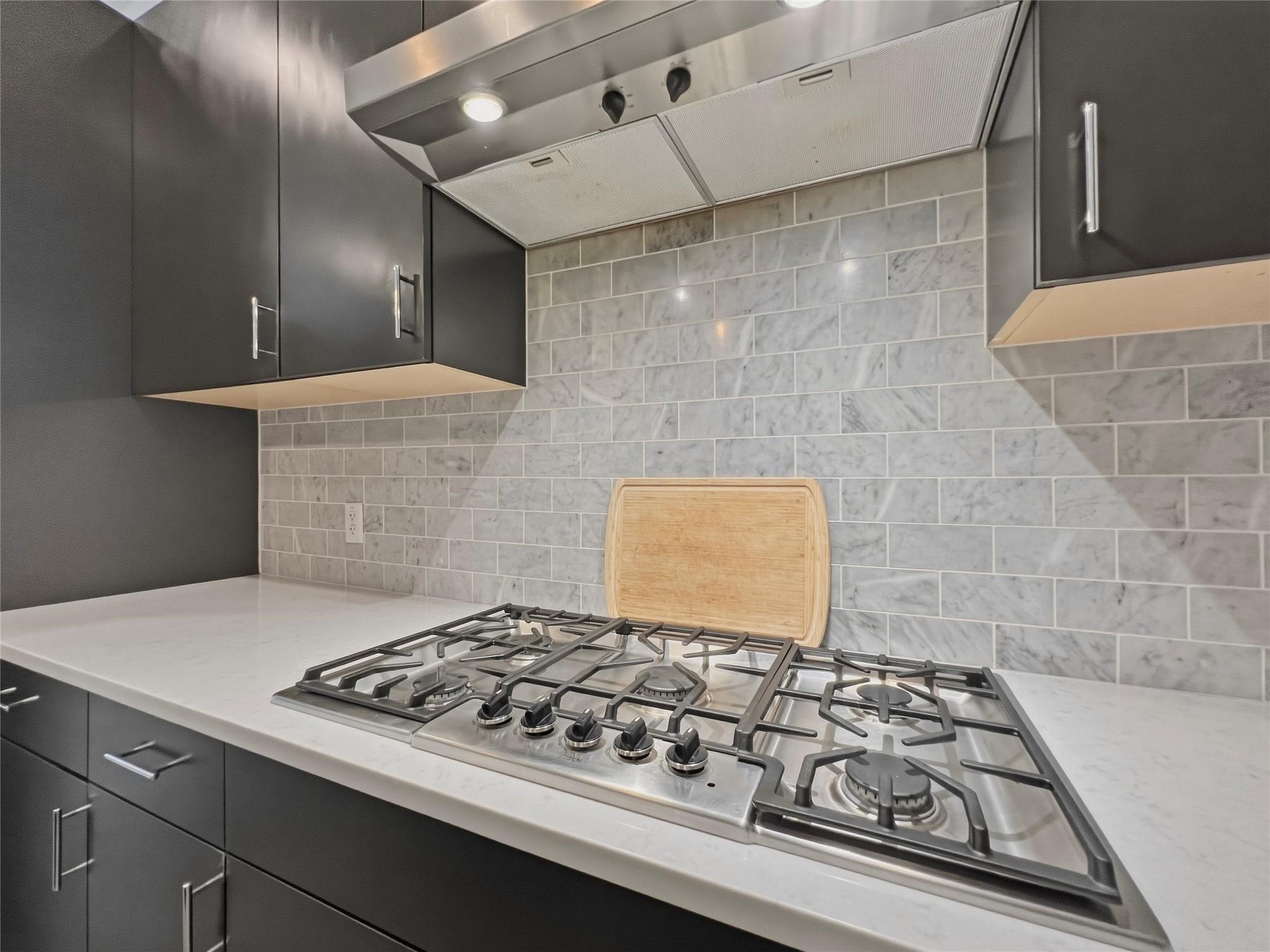 2118 Brackenridge St #2 Property Photo 11