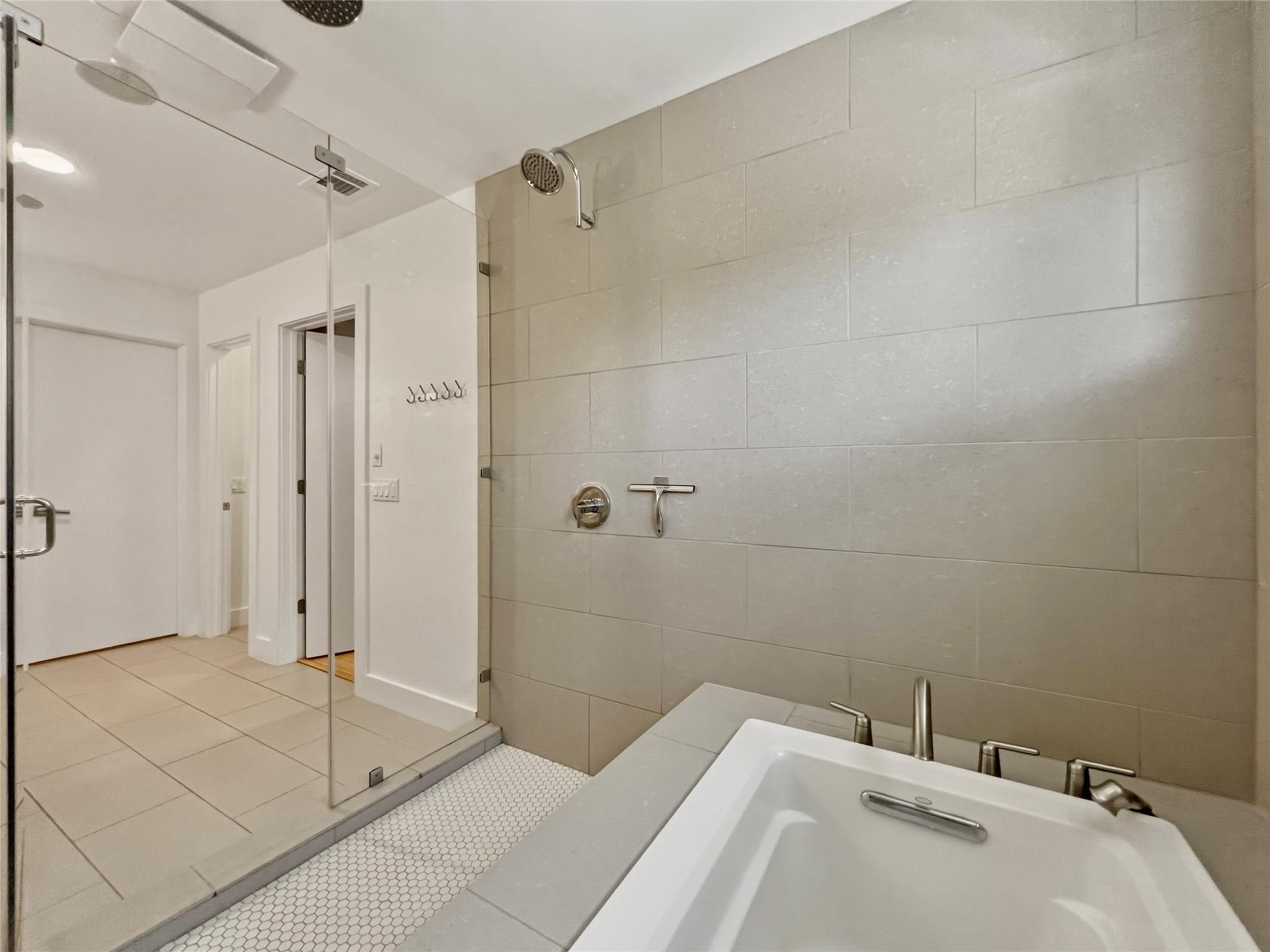 2118 Brackenridge St #2 Property Photo 20