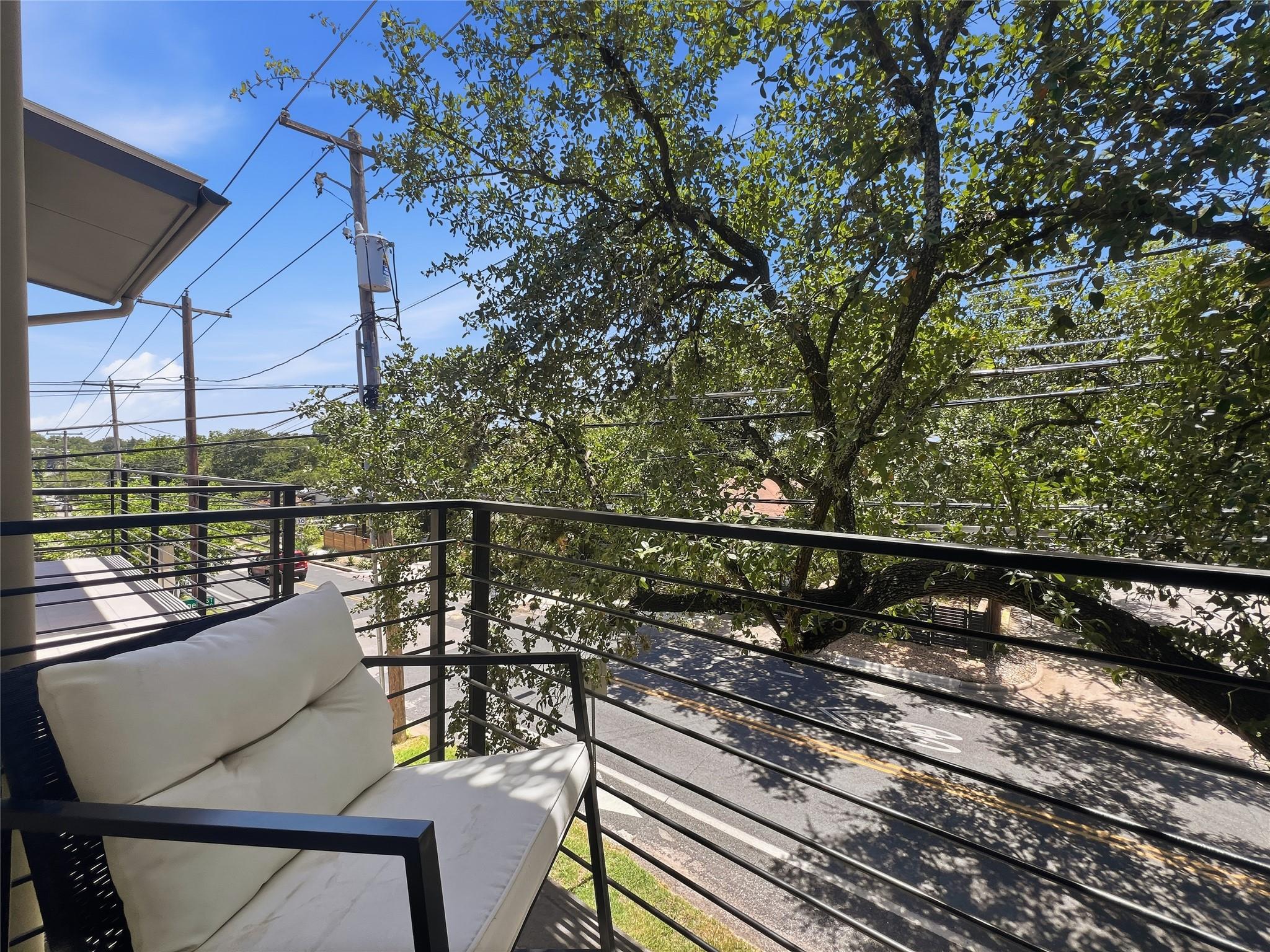 2118 Brackenridge St #2 Property Photo 35