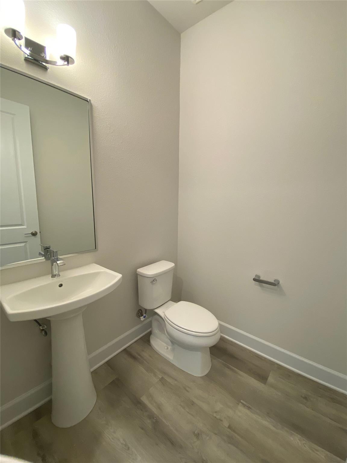 5820 Harper Park Dr #3 Property Photo 6