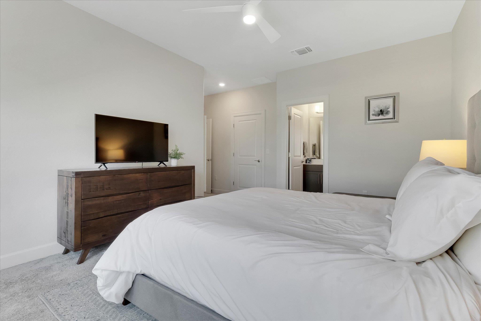 5820 Harper Park Dr #3 Property Photo 19