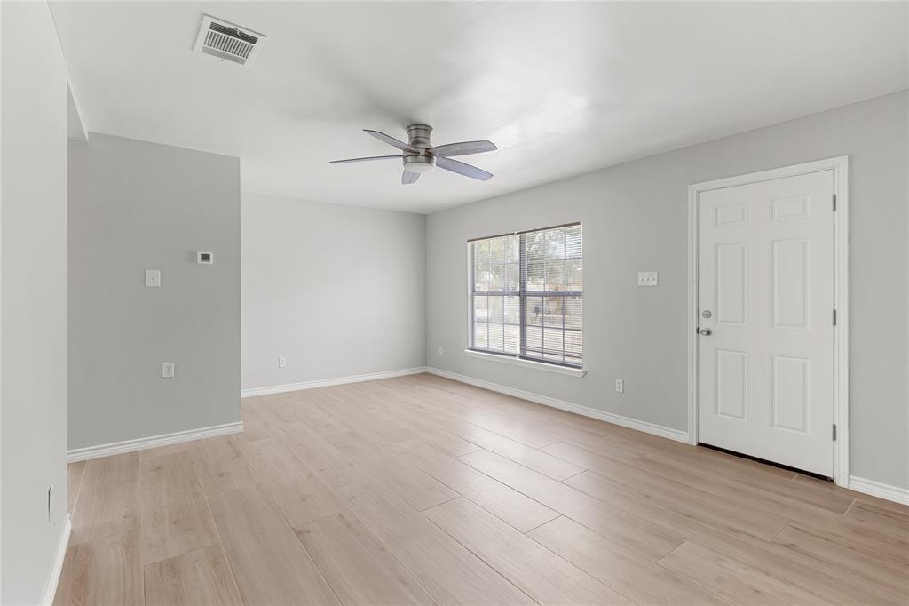 108 Gm Ln #a Property Photo 5
