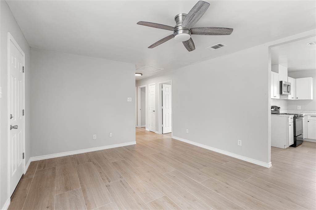108 Gm Ln #a Property Photo 8