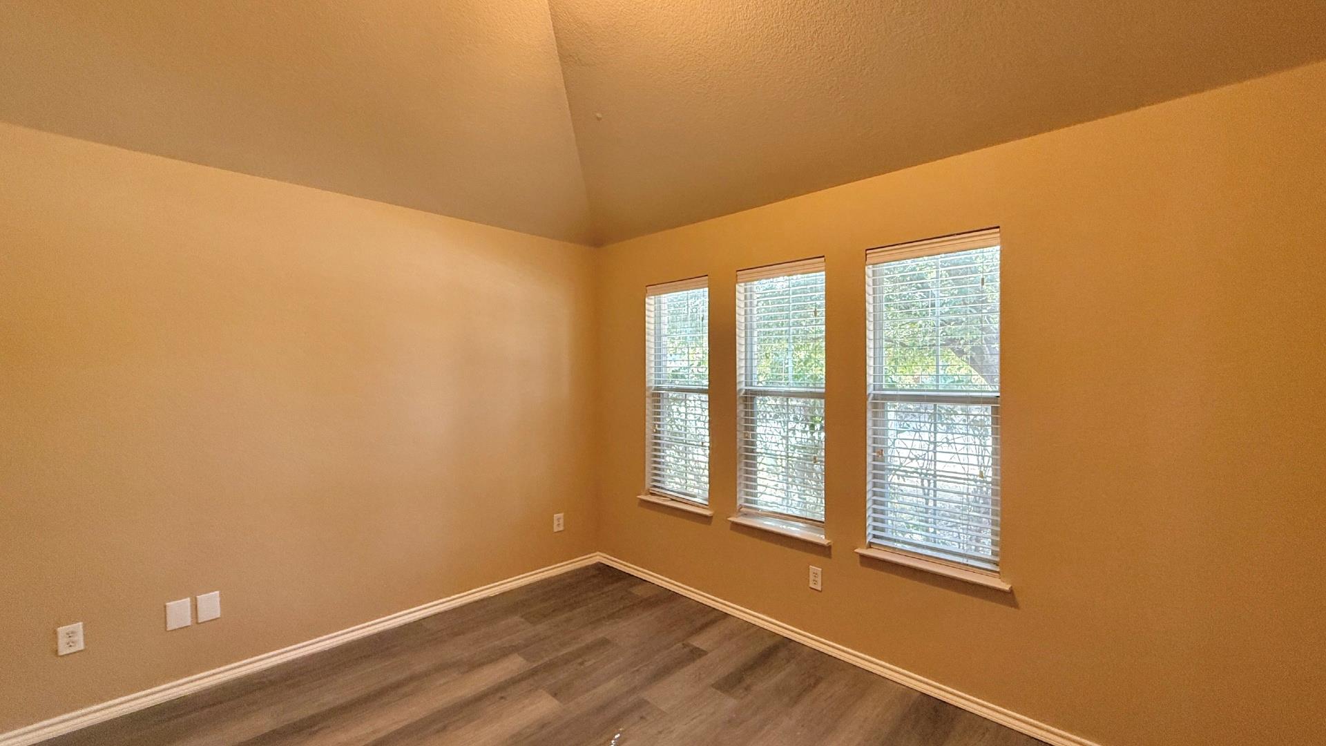 1473 Rainbow Parke Dr Property Photo 8