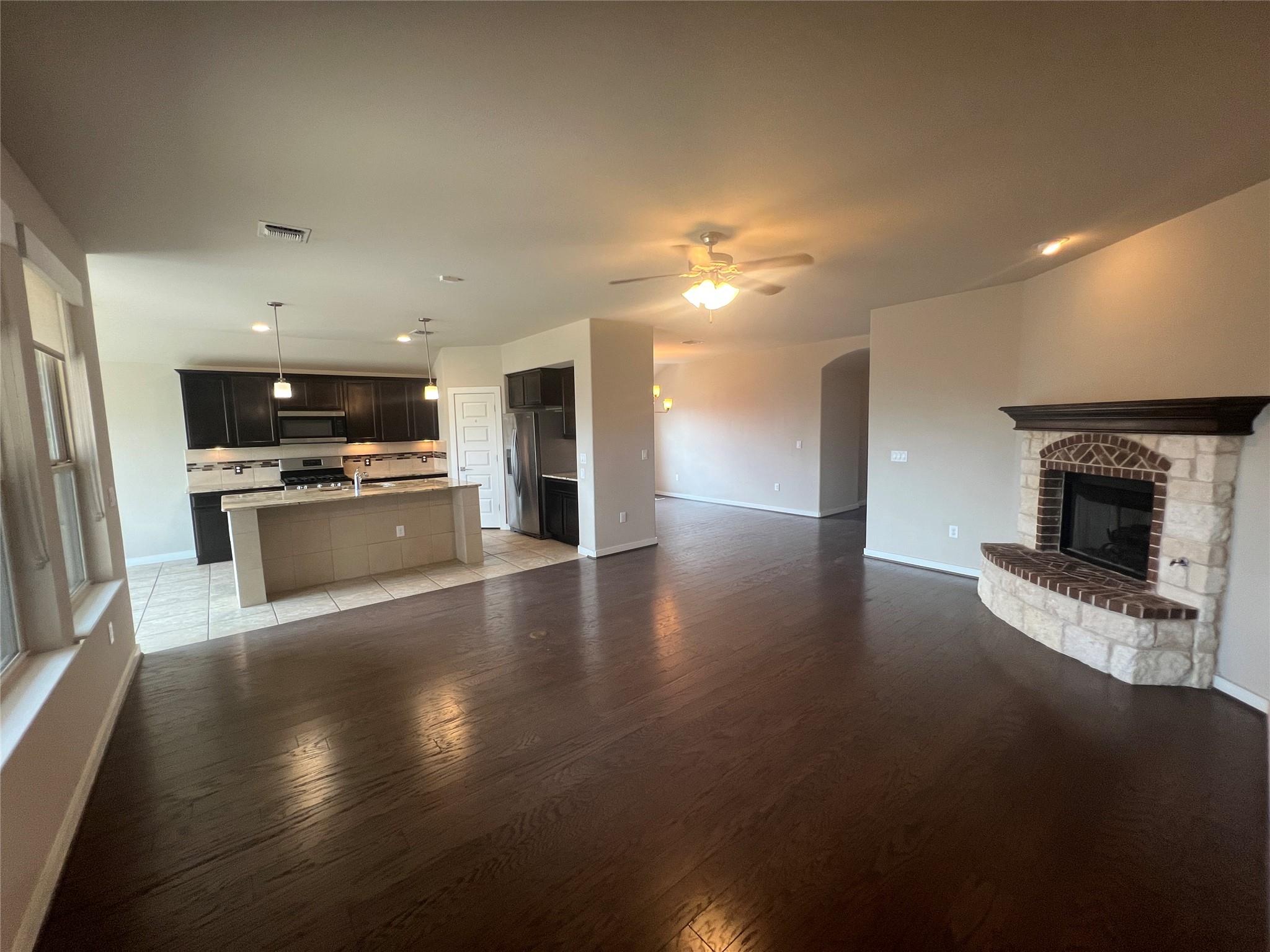 7009 Sienna Rouge Path Property Photo 2