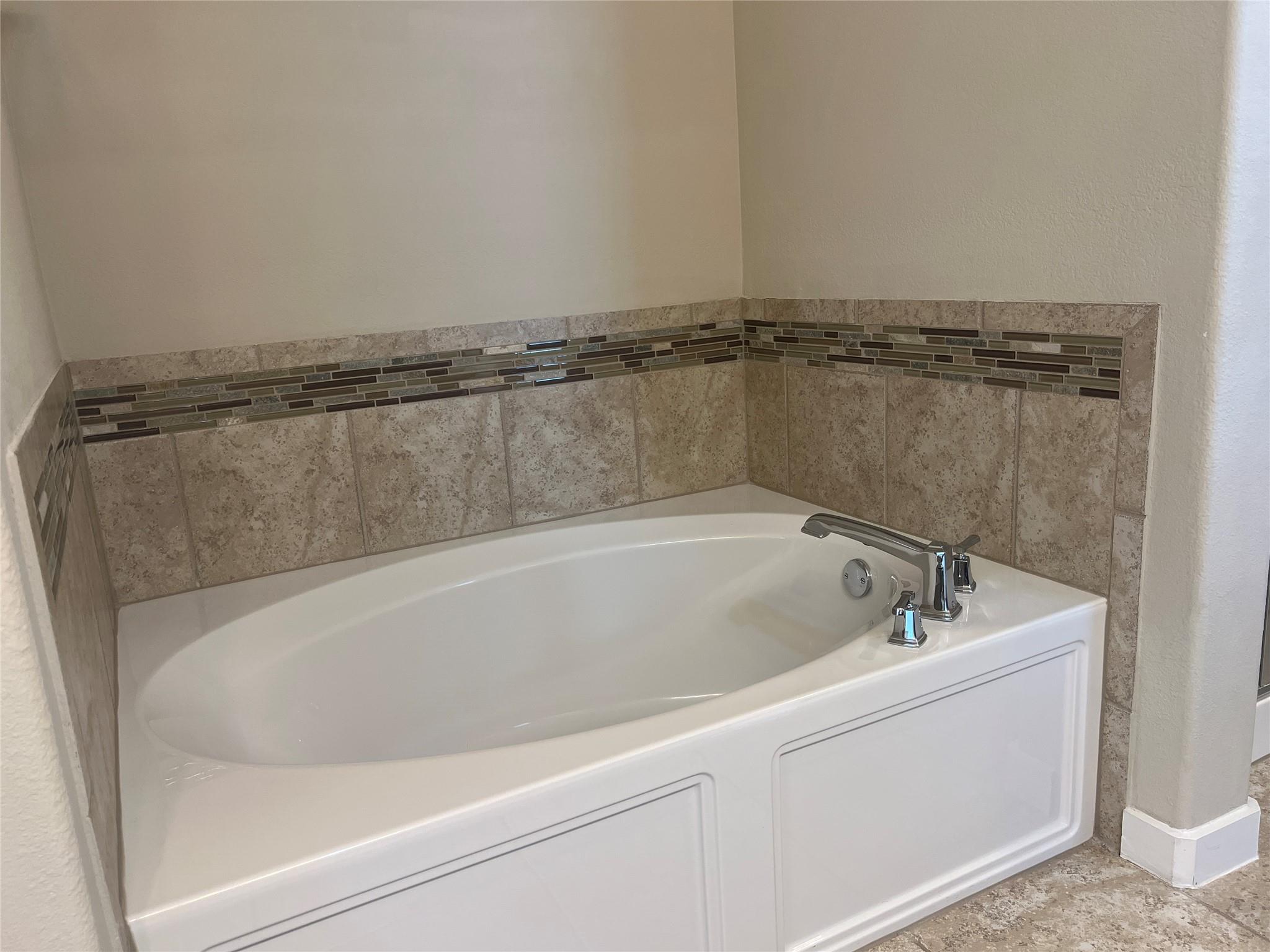 7009 Sienna Rouge Path Property Photo 10