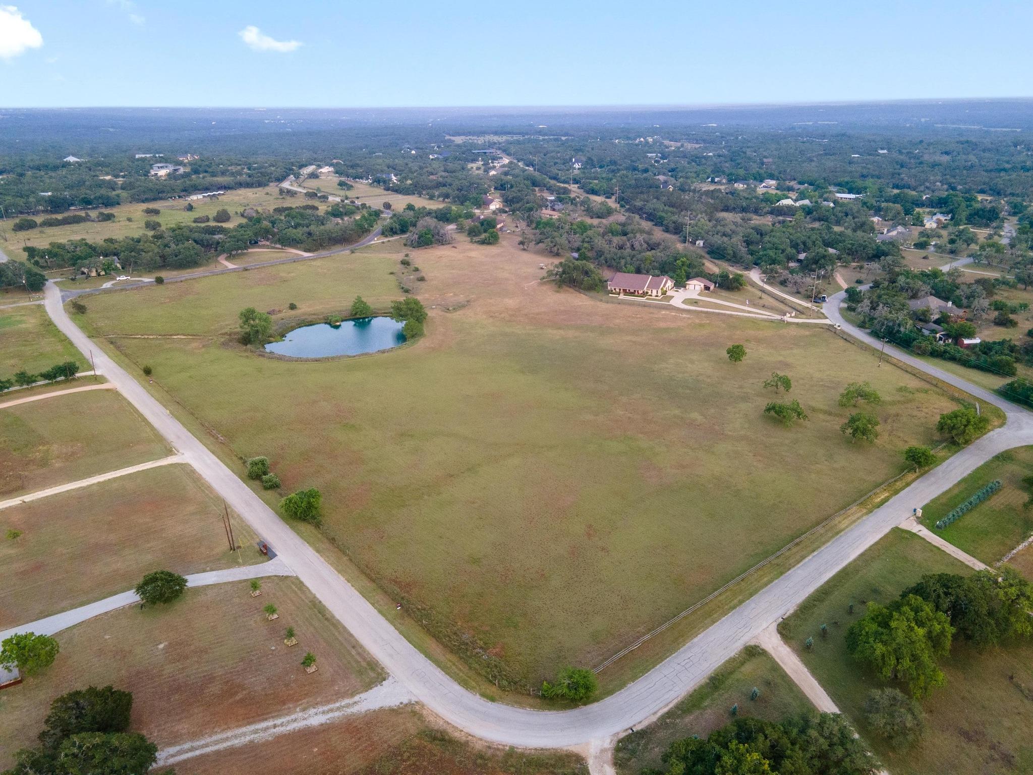 611 Post Oak Dr Property Photo