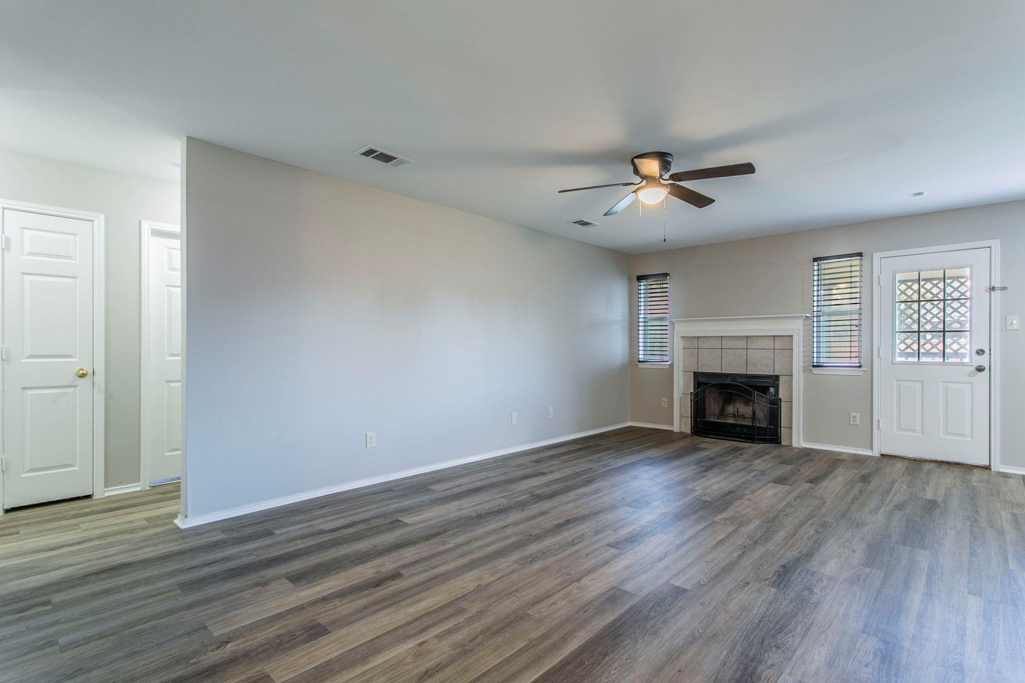 1904 Basalt Dr Property Photo 3