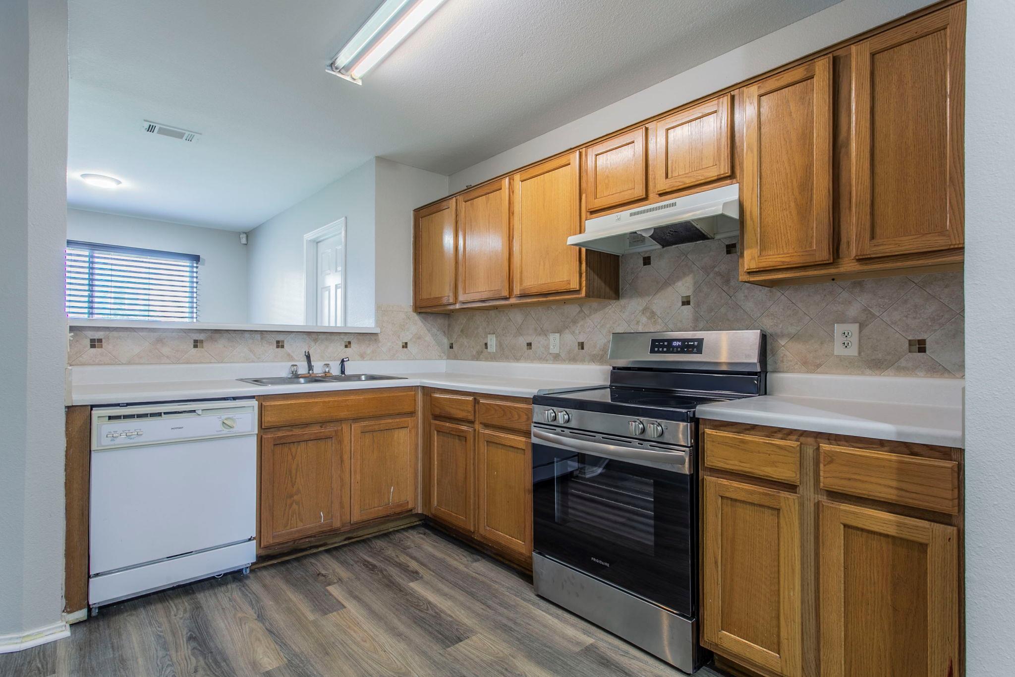 1904 Basalt Dr Property Photo 8