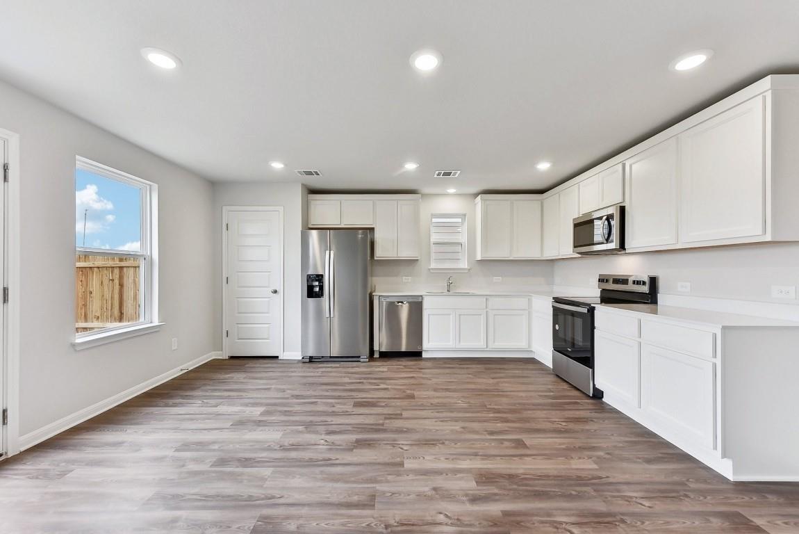 1117 Wild Leaf Way Property Photo 3