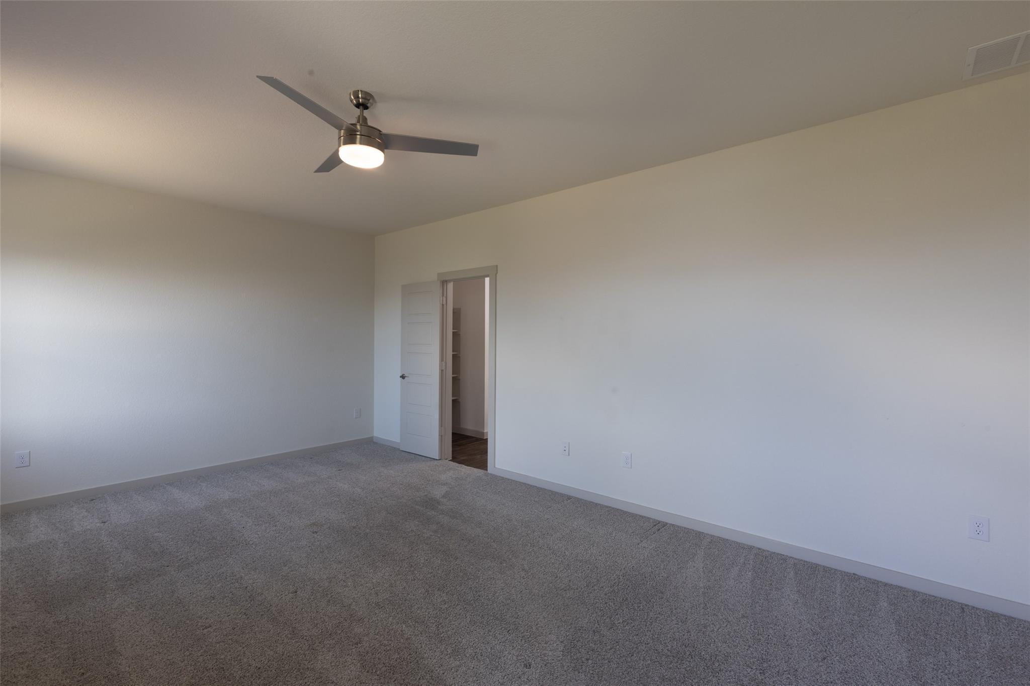 2913 Louris Ln Property Photo 20