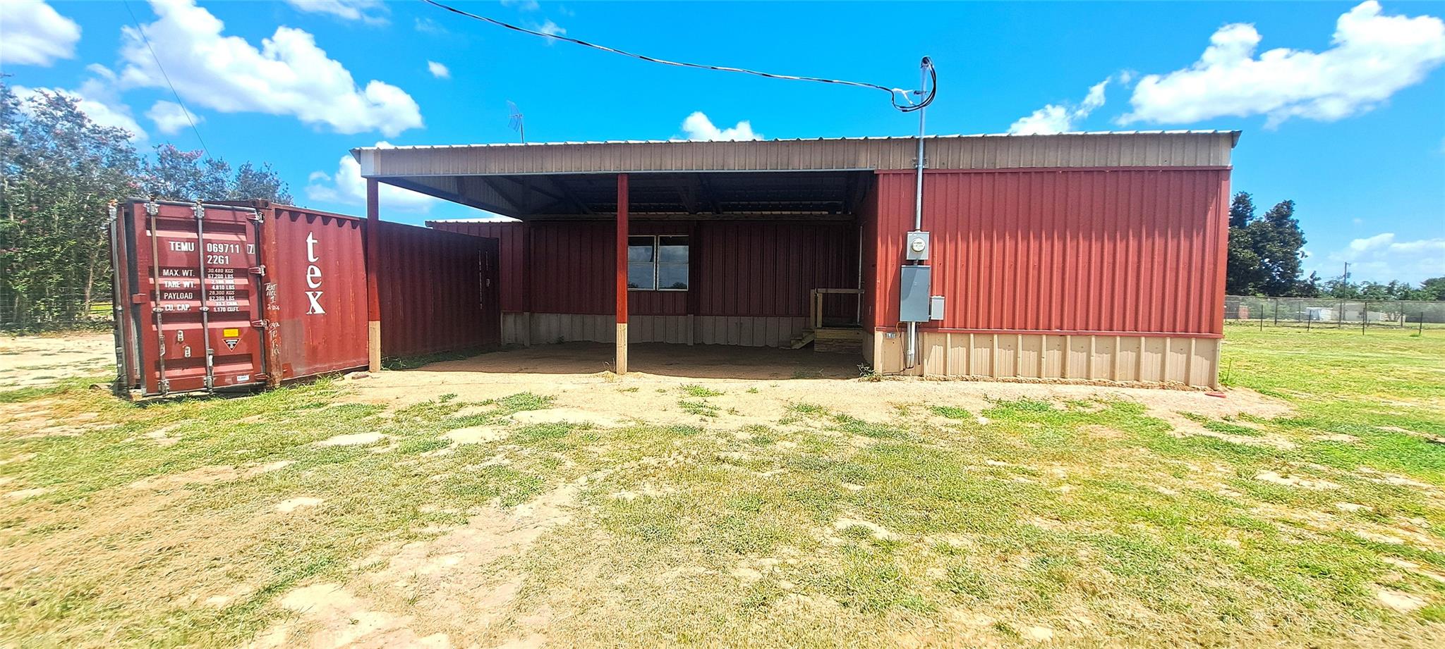 937 Cr 305 Ctr Property Photo 4