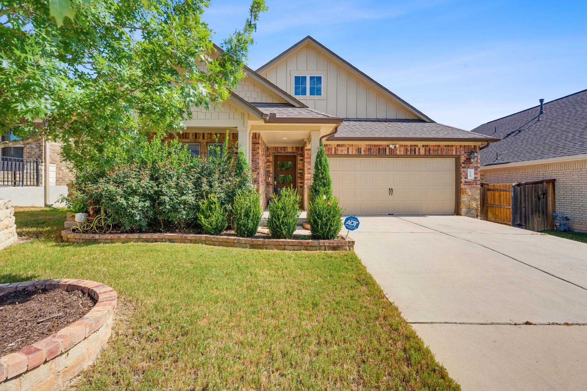 7032817 Property Photo 3