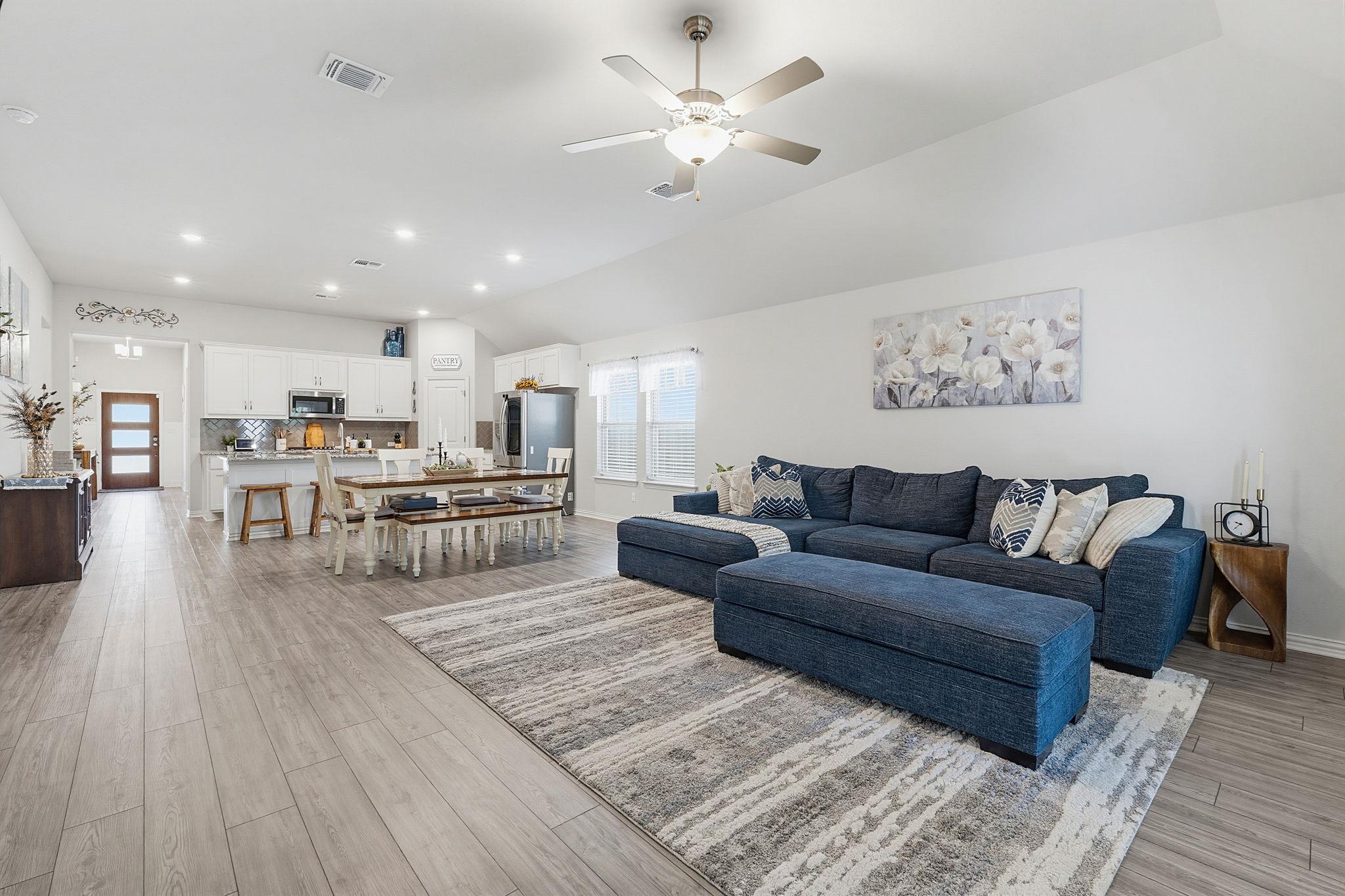 7032817 Property Photo 7