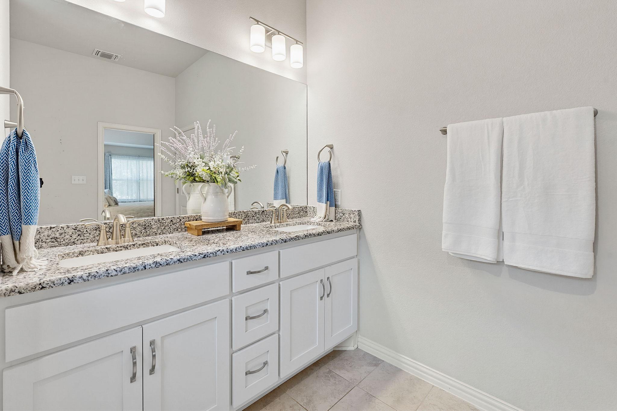7032817 Property Photo 22