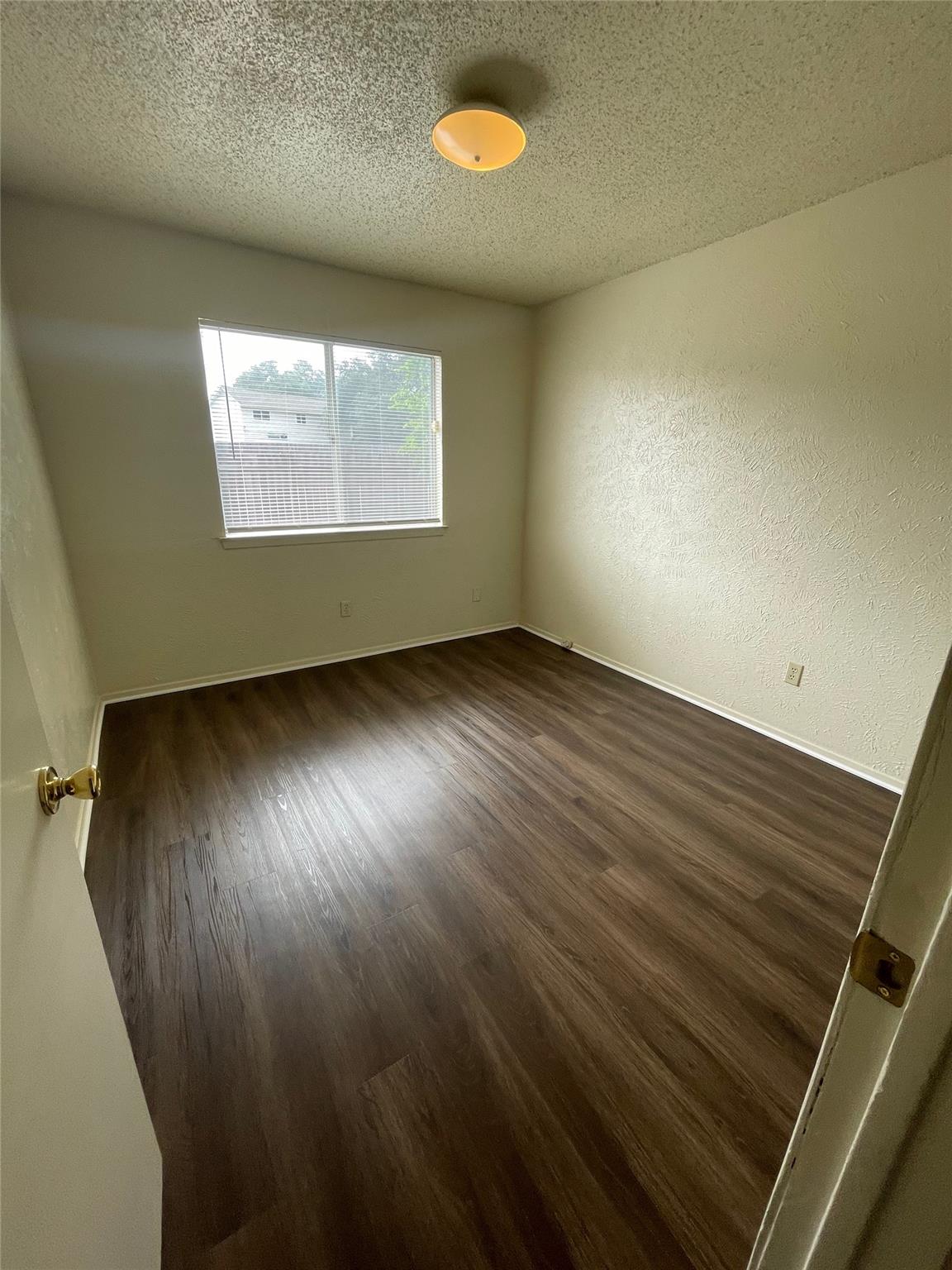 7603 Woodstone Cv #b Property Photo 14