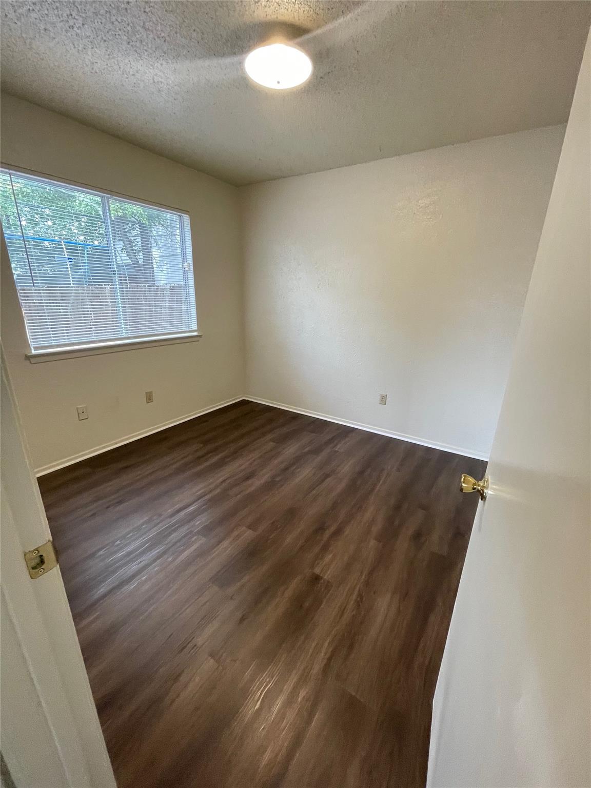 7603 Woodstone Cv #b Property Photo 17