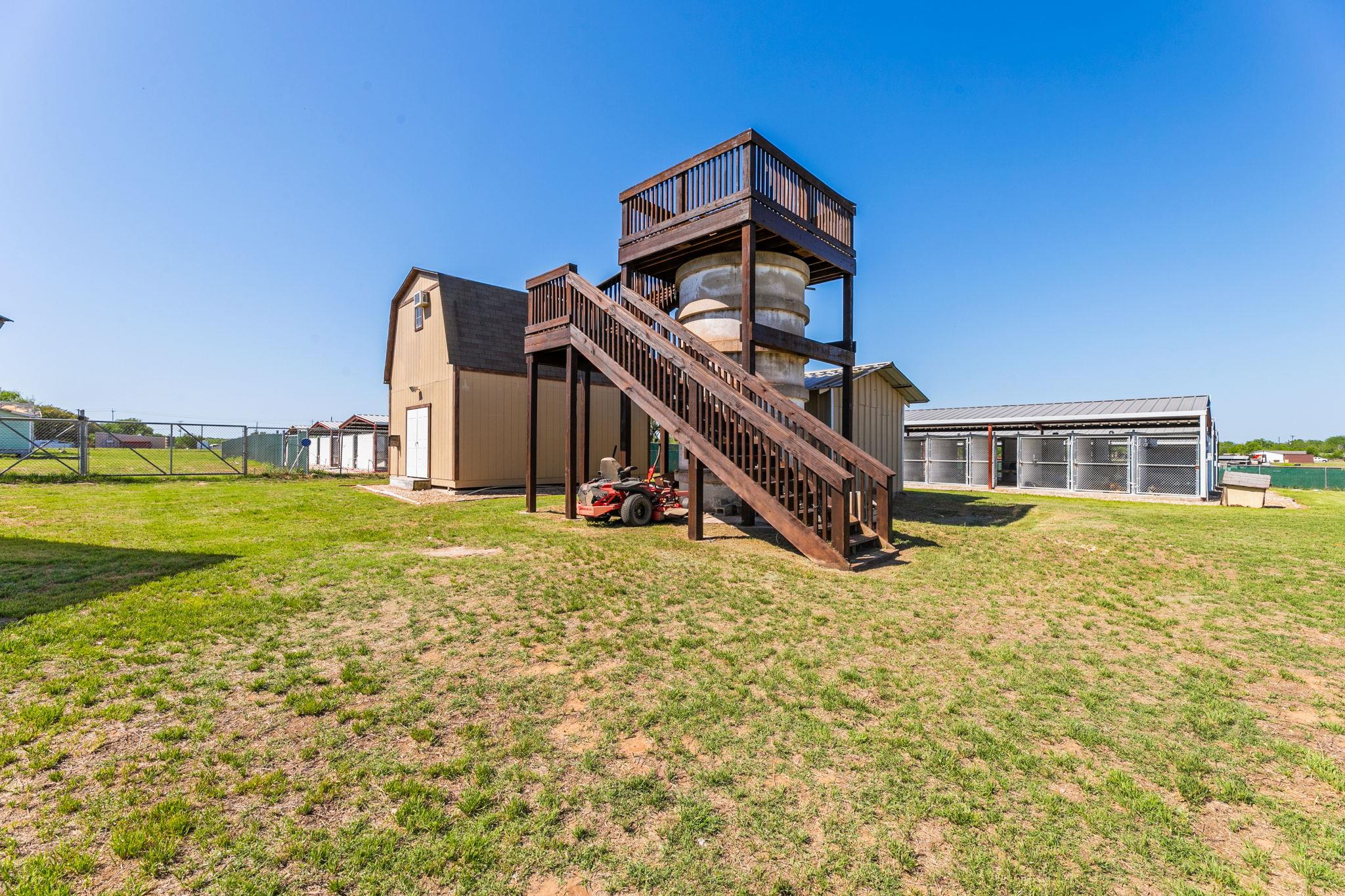 5800 Curran Dr Property Photo 32