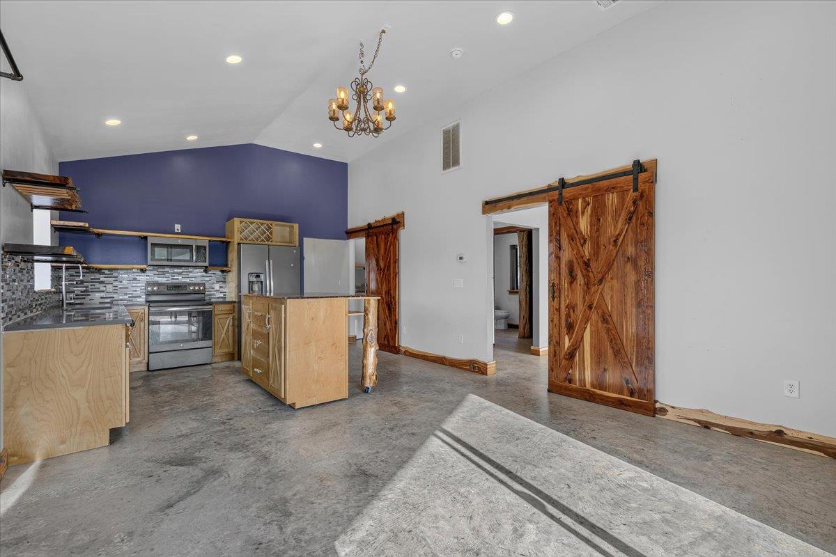 885 State Highway 71 None Property Photo 18
