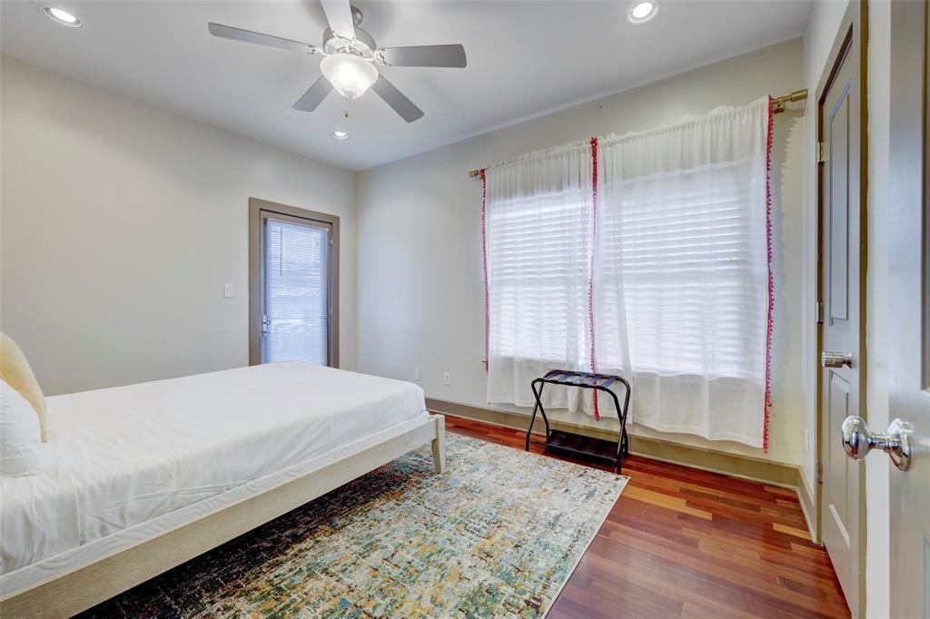 602 W N Loop Blvd #b Property Photo 16