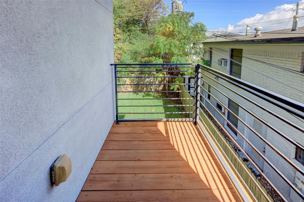 602 W N Loop Blvd #b Property Photo 21