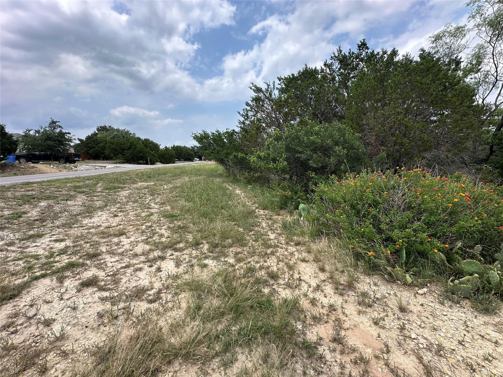21412 Highland Lake Dr Property Photo 6