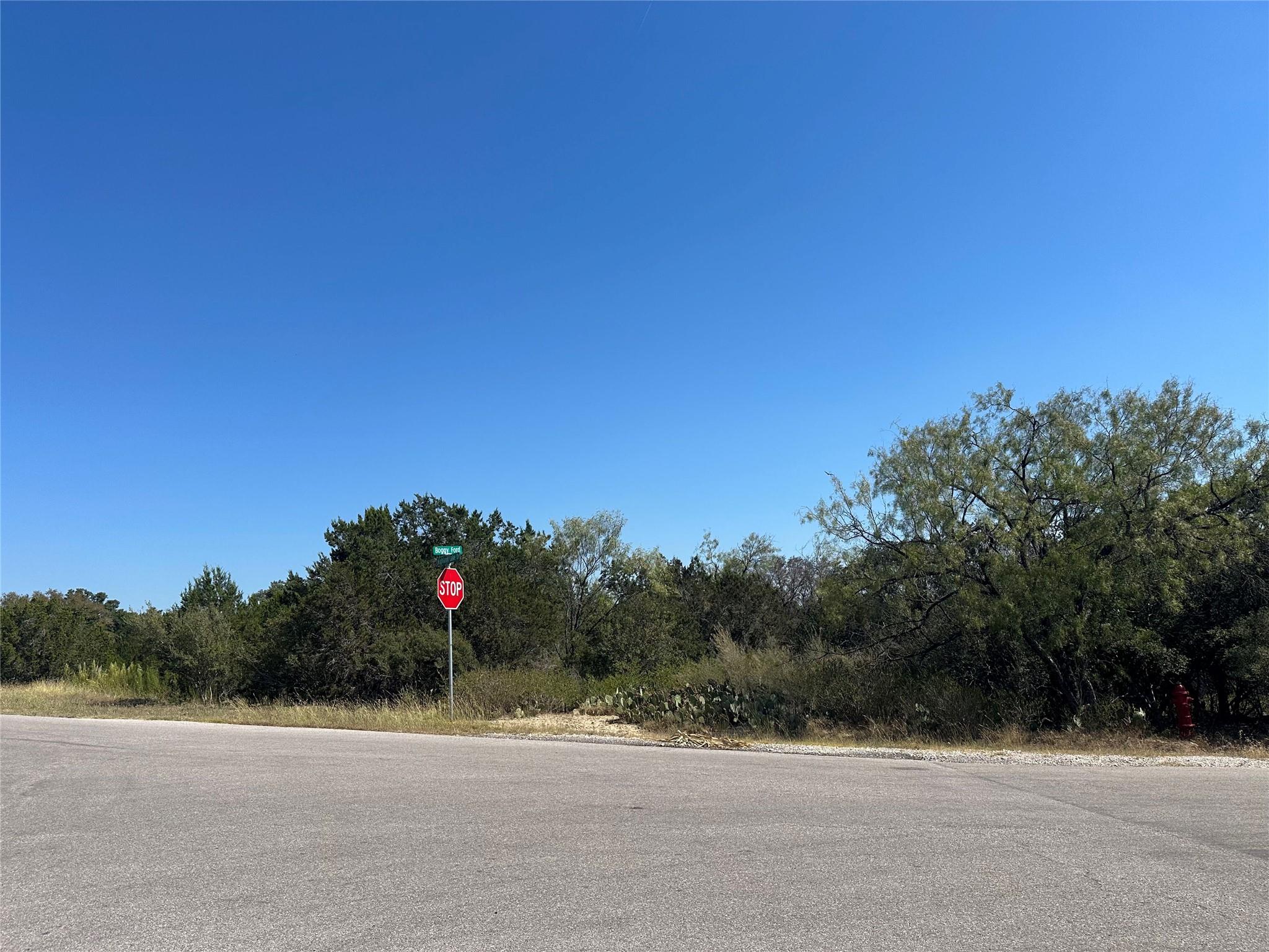 21412 Highland Lake Dr Property Photo 13