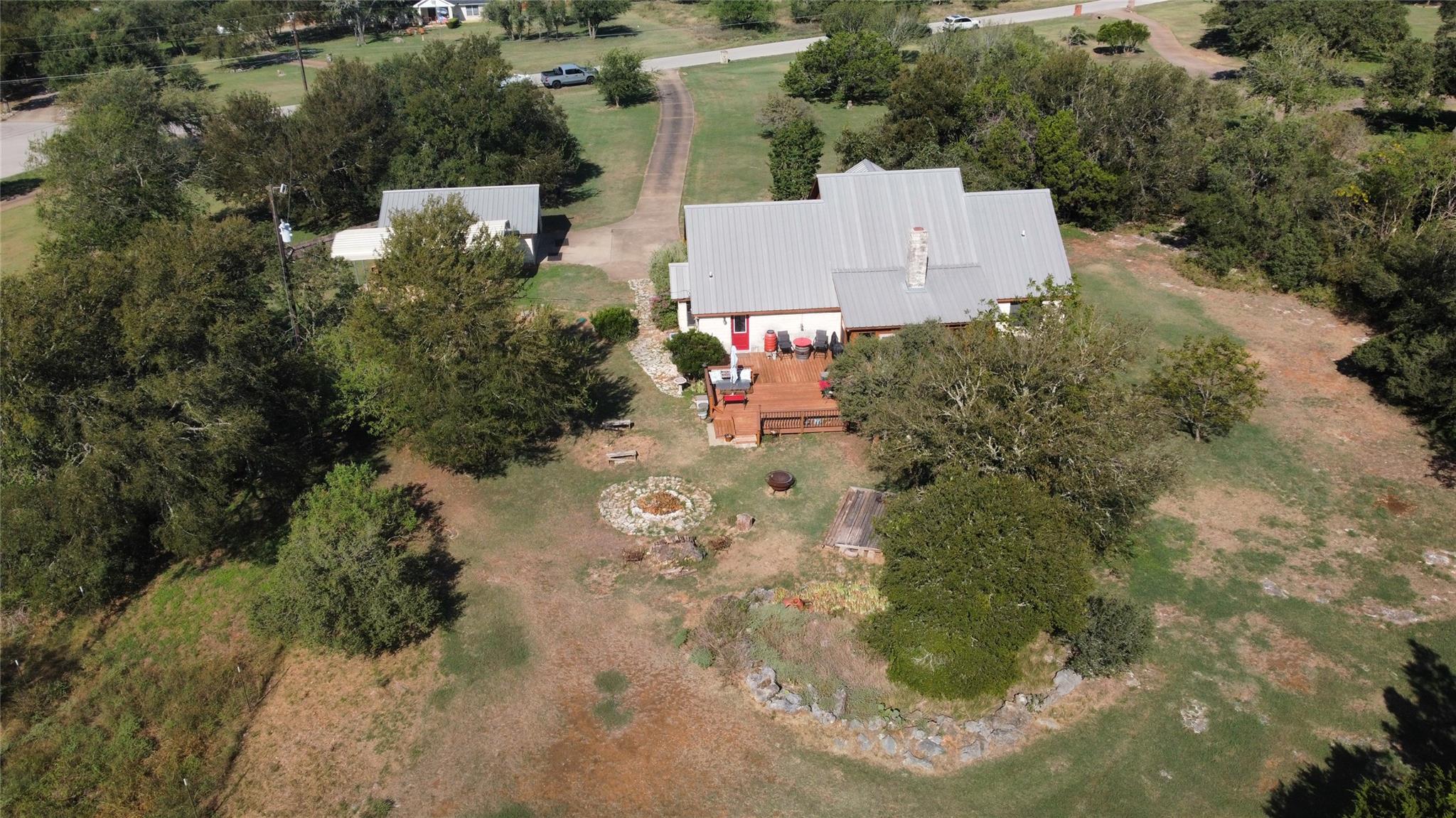 301 Oak Forest Cv Property Photo 6