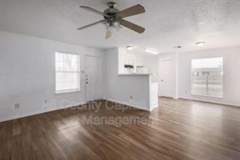 8418 Riverstone Dr #d Property Photo 4