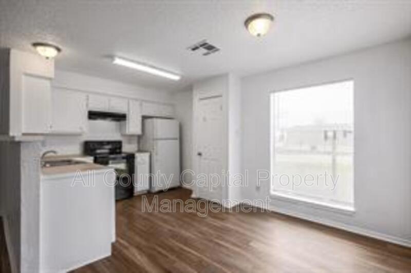 8418 Riverstone Dr #d Property Photo 6