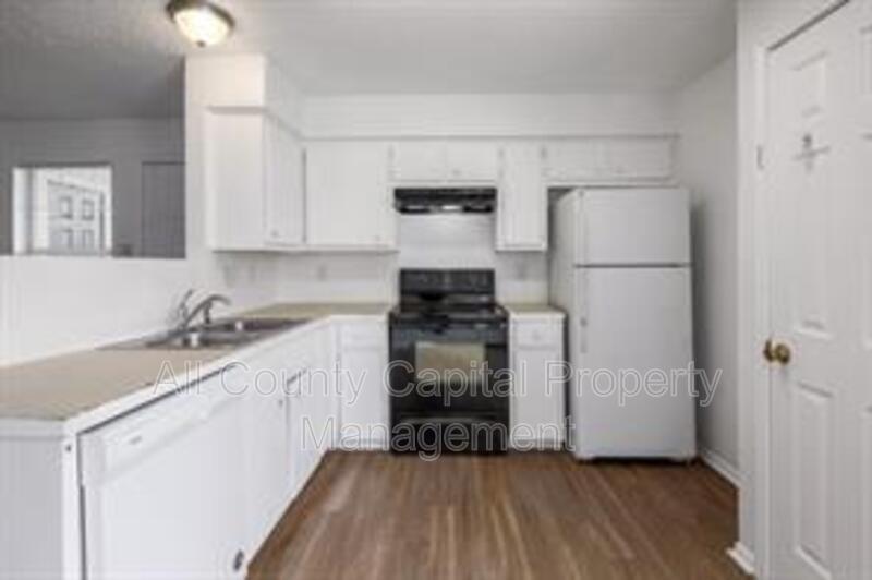8418 Riverstone Dr #d Property Photo 7