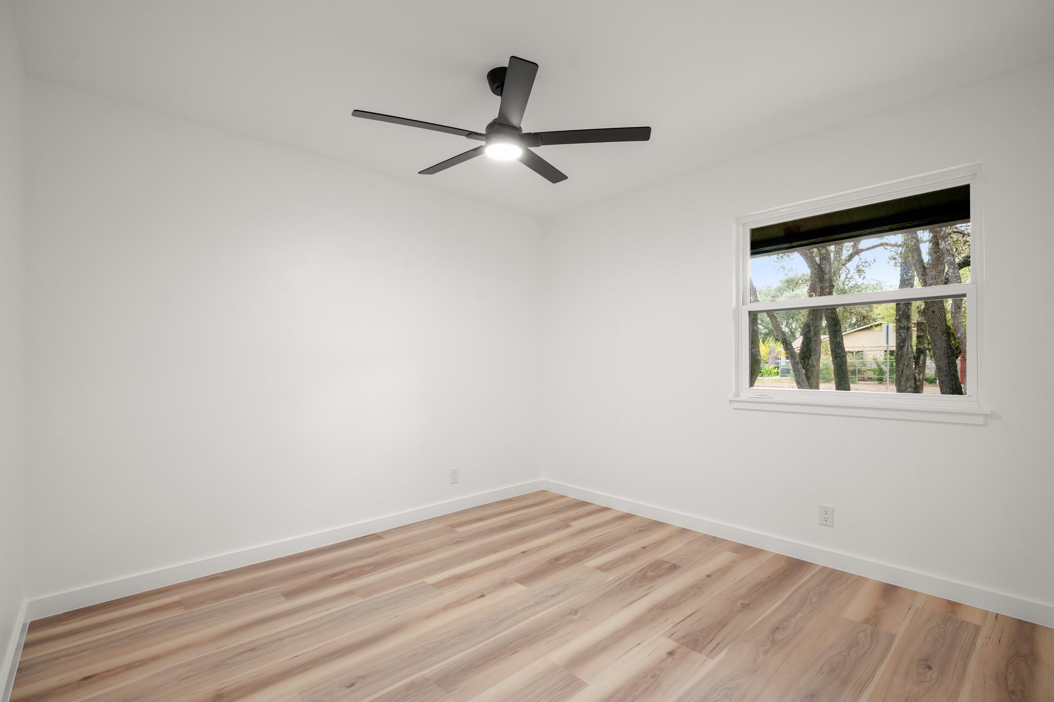 7000 Shadywood Dr Property Photo 25
