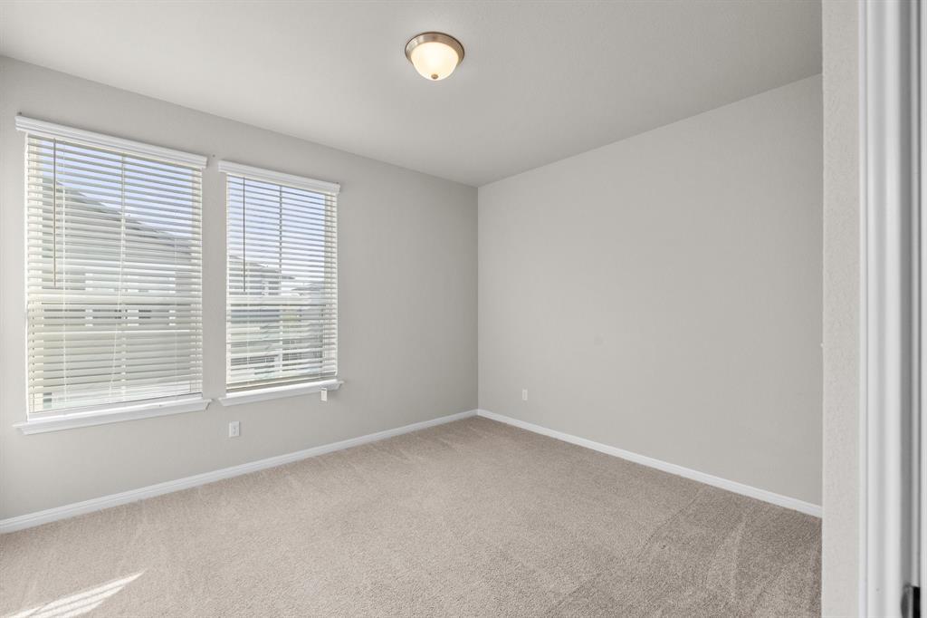 1015 Vista View Dr #1301 Property Photo 11