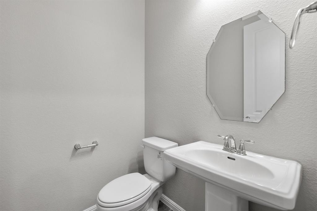 1015 Vista View Dr #1301 Property Photo 14