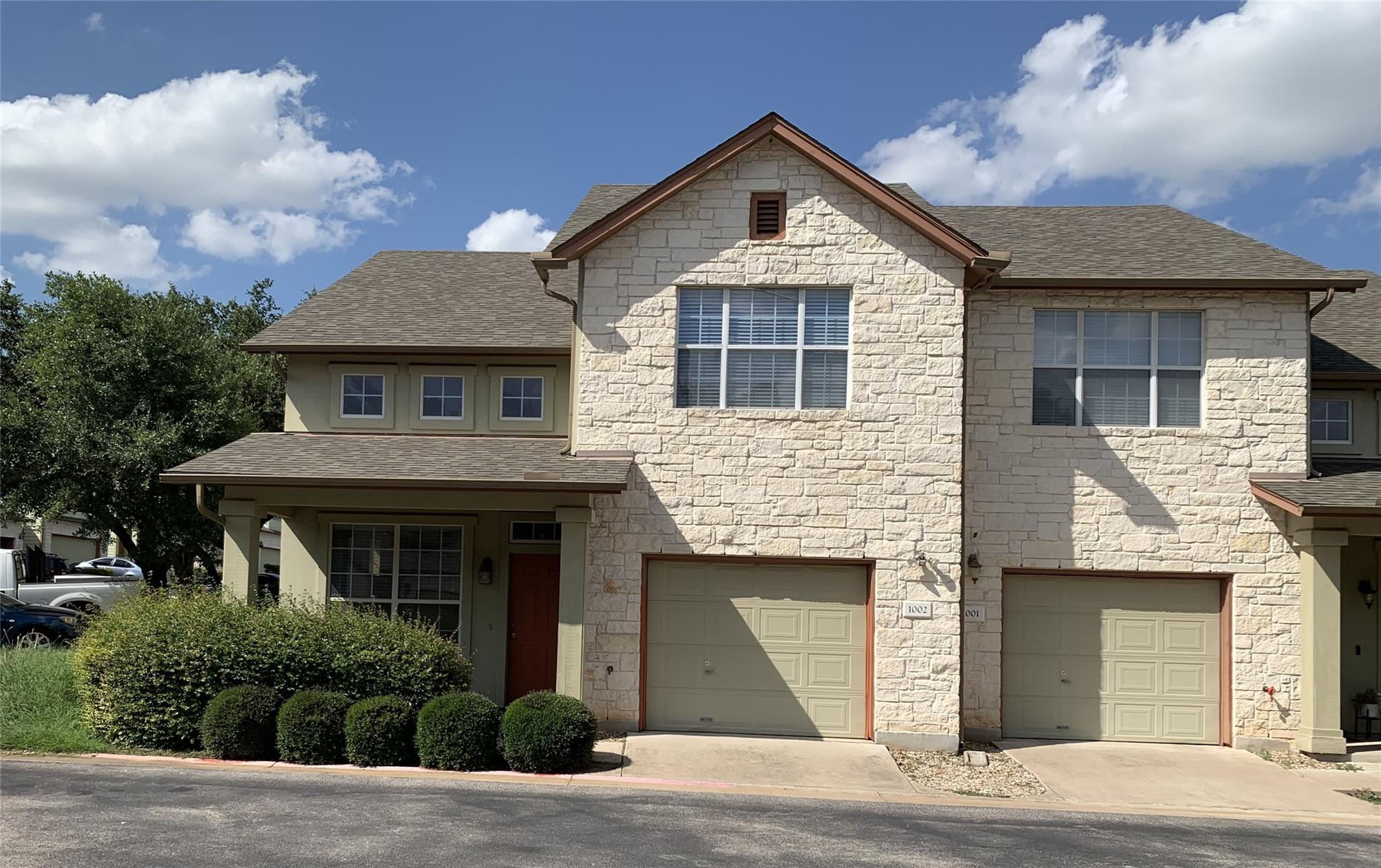 2410 Great Oaks Dr 1002 Property Photo 1