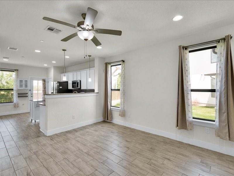 12405 Maypole Bnd ##1203 Property Photo 5