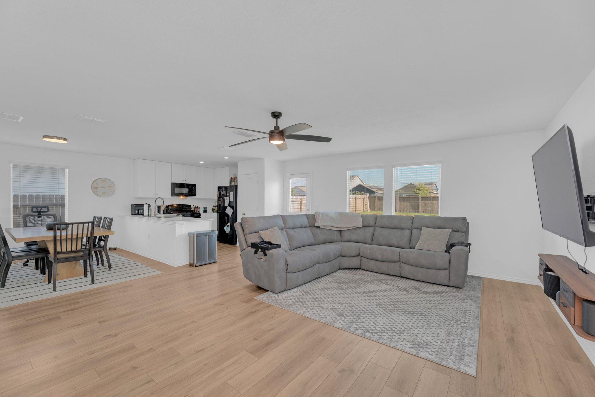 2324 Willkomen Way Property Photo 1