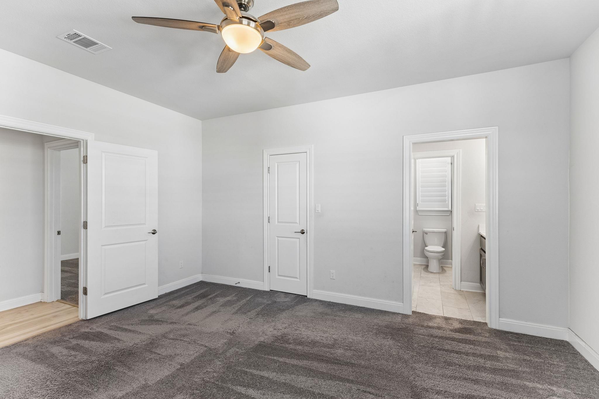2132 Novara Trl Property Photo 8