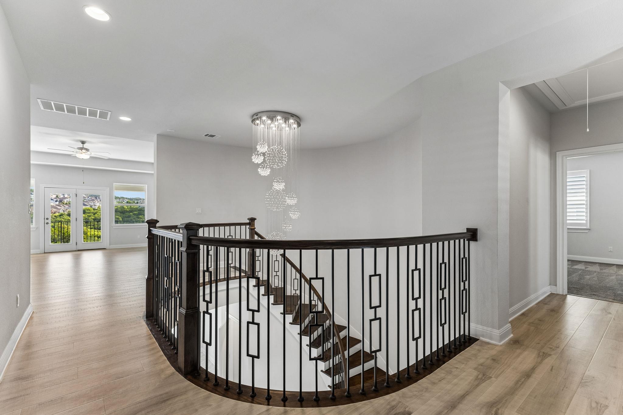 2132 Novara Trl Property Photo 11