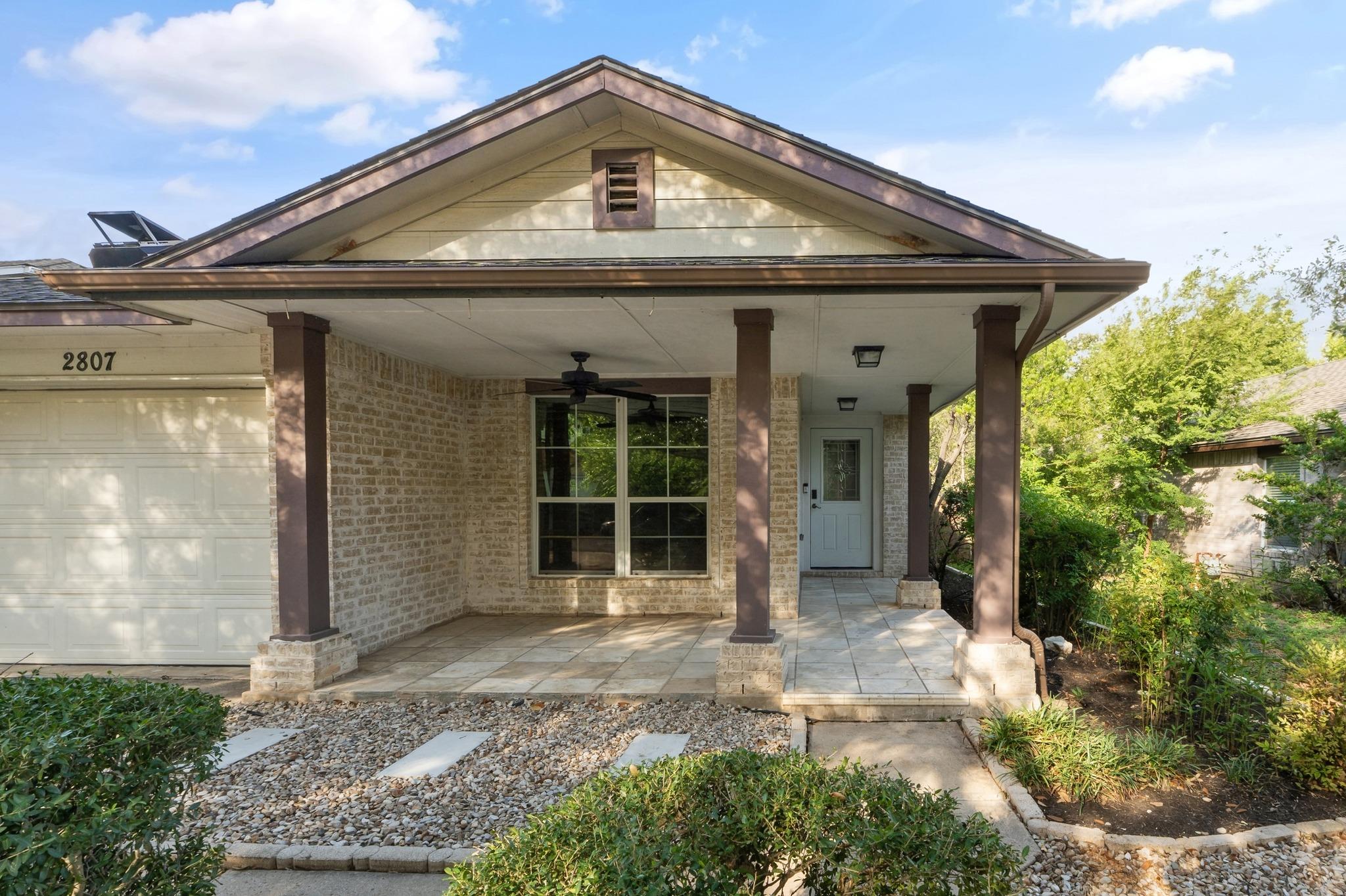 2807 Winslow Dr Property Photo 2