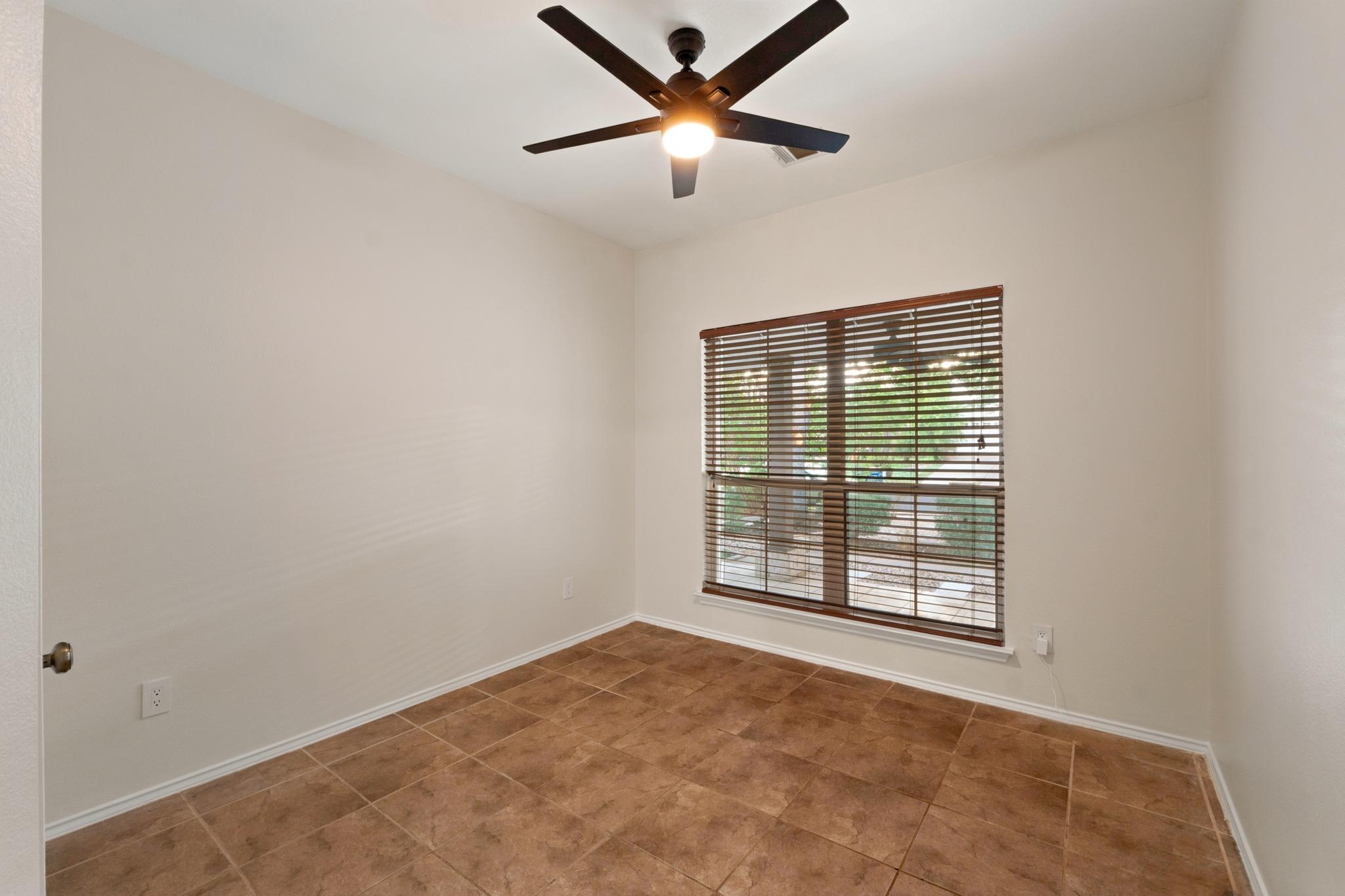 2807 Winslow Dr Property Photo 15