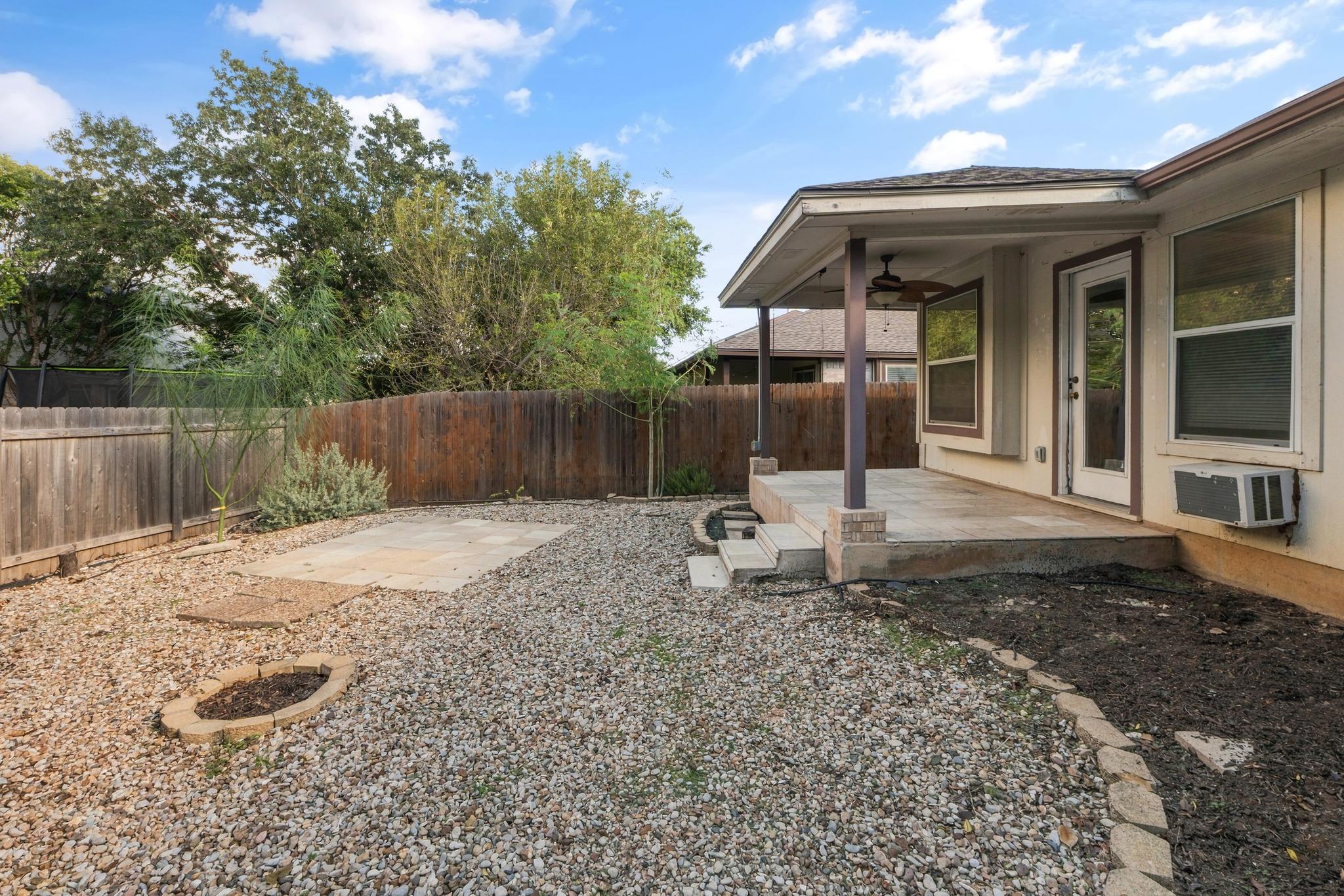 2807 Winslow Dr Property Photo 21