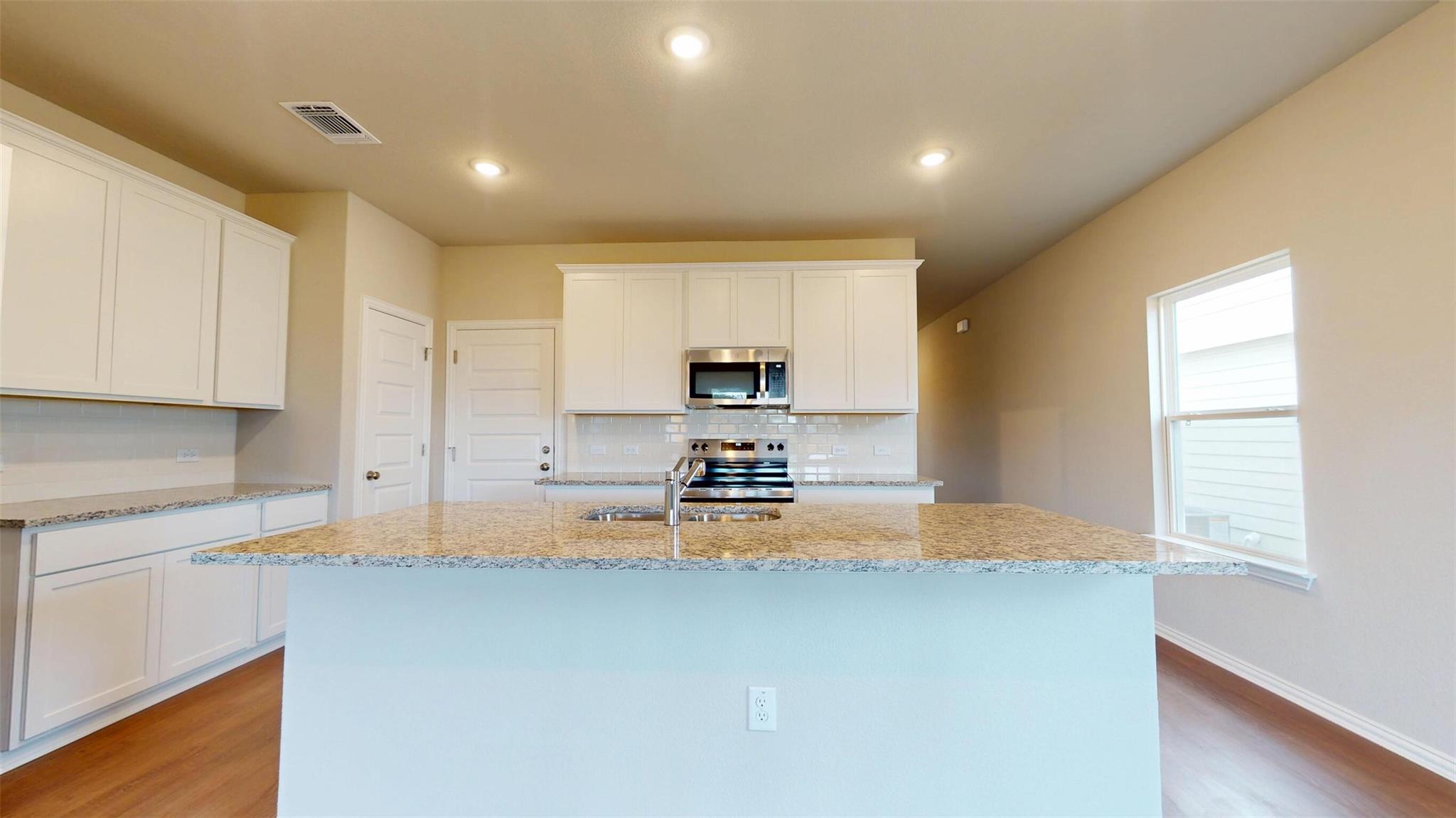 132 Flying Tiger Trl Property Photo 4
