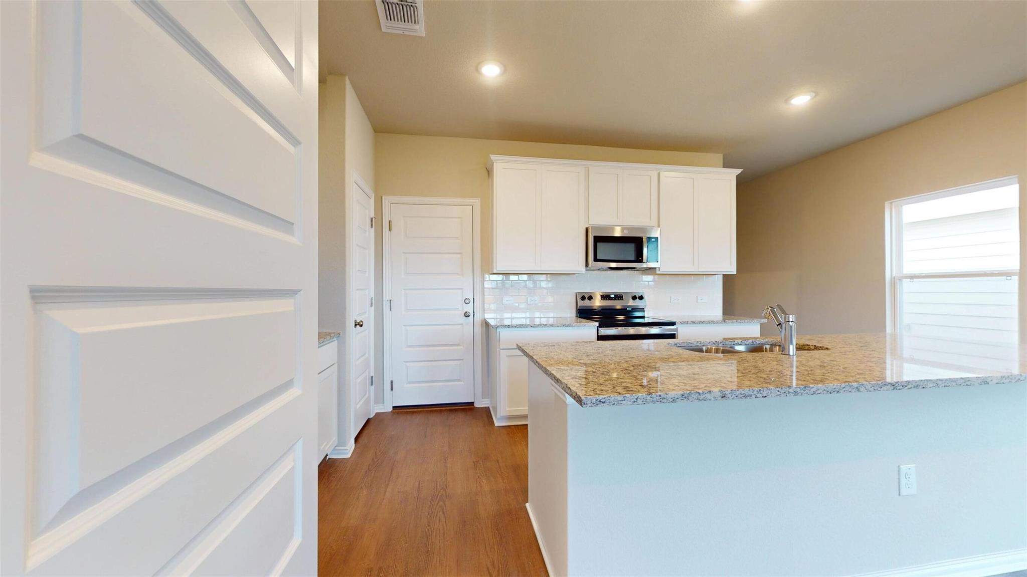 132 Flying Tiger Trl Property Photo 5
